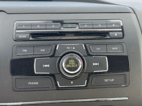 Used 2014 Honda Civic LX image 23
