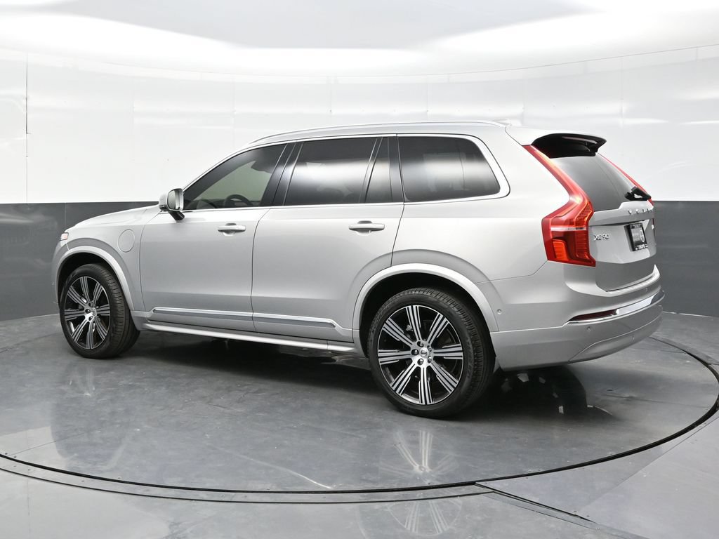 Used 2025 Volvo XC90 T8 Ultra w/ Protection Package Premier AWD/4WD image 4
