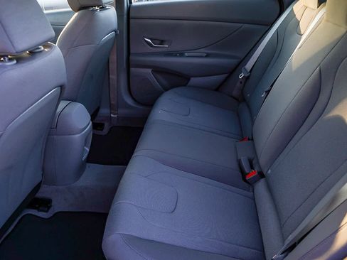 New 2026 Hyundai Elantra SE image 21