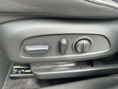 Certified 2023 Chevrolet TrailBlazer LT w/ Convenience Package image 14