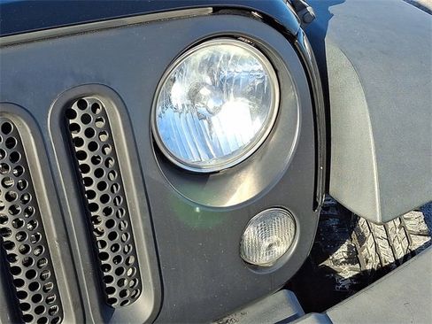 Used 2016 Jeep Wrangler Unlimited Sport S image 12