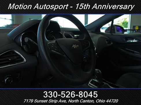 Used 2016 Chevrolet Cruze LT w/ Sun And Sound Package FWD image 15