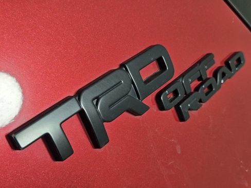 Used 2019 Toyota 4Runner TRD Off-Road Premium AWD/4WD image 11