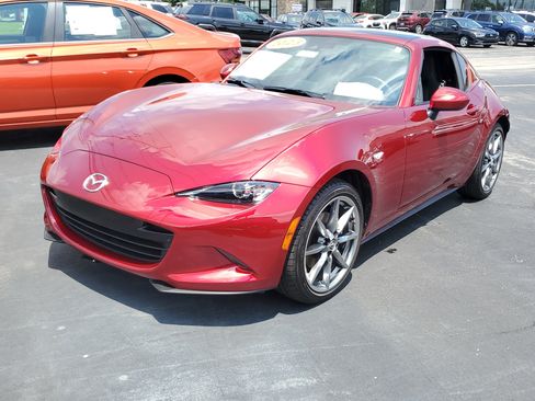 Used 2023 MAZDA MX-5 Miata Grand Touring RWD image 29