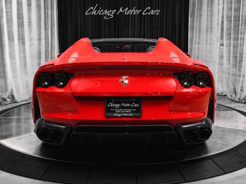 Used 2021 Ferrari 812 GTS image 4