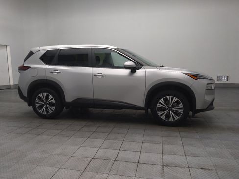 Used 2023 Nissan Rogue SV FWD image 11