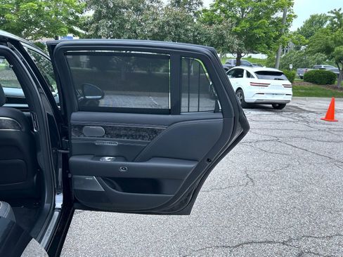 Certified 2024 Genesis G90 3.5T image 18