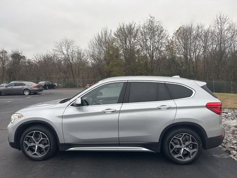 Used 2019 BMW X1 sDrive28i w/ Convenience Package image 2