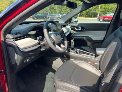 New 2025 Jeep Compass Limited w/ Sun & Sound Group image 14