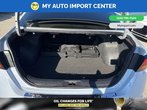 Used 2023 Nissan Altima 2.0 SR image 27