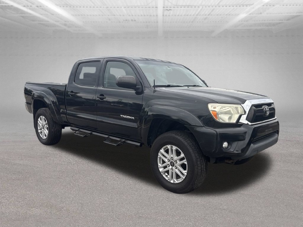 Used 2014 Toyota Tacoma 4x4 Double Cab w/ SR5 Package image 2