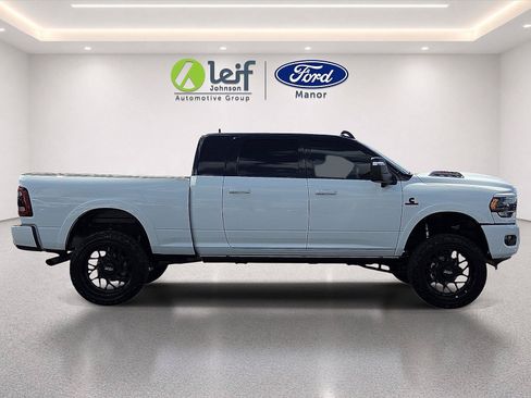 Used 2024 RAM 2500 Limited AWD/4WD image 9