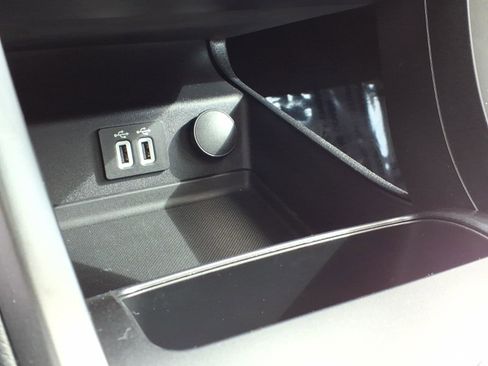 Used 2019 Ford Fusion SE w/ Equipment Group 151A image 21