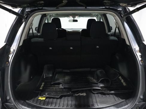 Used 2016 Toyota RAV4 XLE image 19