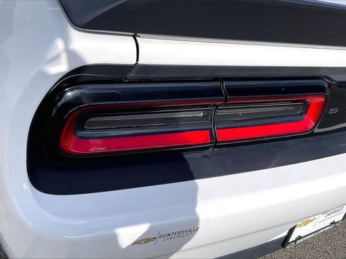 Used 2021 Dodge Challenger SXT w/ Plus Package image 26