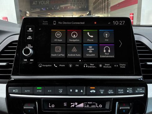 Used 2025 Honda Odyssey Touring image 39