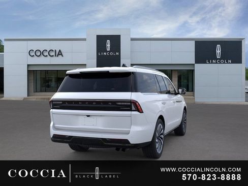 New 2026 Lincoln Navigator Black Label AWD/4WD image 8