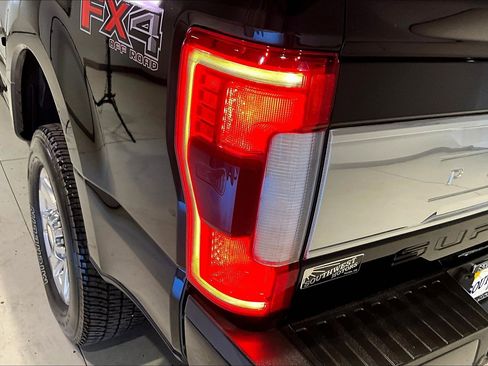 Used 2019 Ford F250 Platinum w/ Platinum Ultimate Package image 24