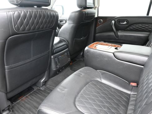 Used 2018 INFINITI QX80 4WD w/ Deluxe Technology Package image 21
