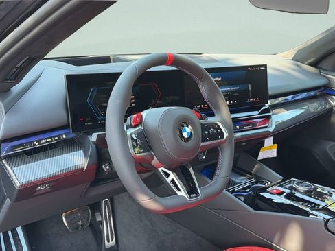 New 2026 BMW M5 Touring AWD/4WD image 4