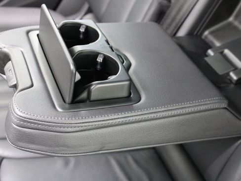 Used 2017 Audi Q7 3.0T Premium Plus image 38