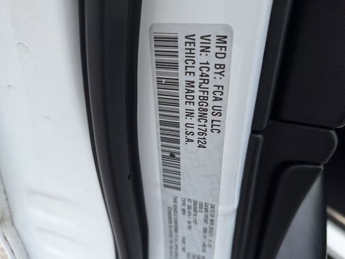 Used 2022 Jeep Grand Cherokee Limited AWD/4WD image 36