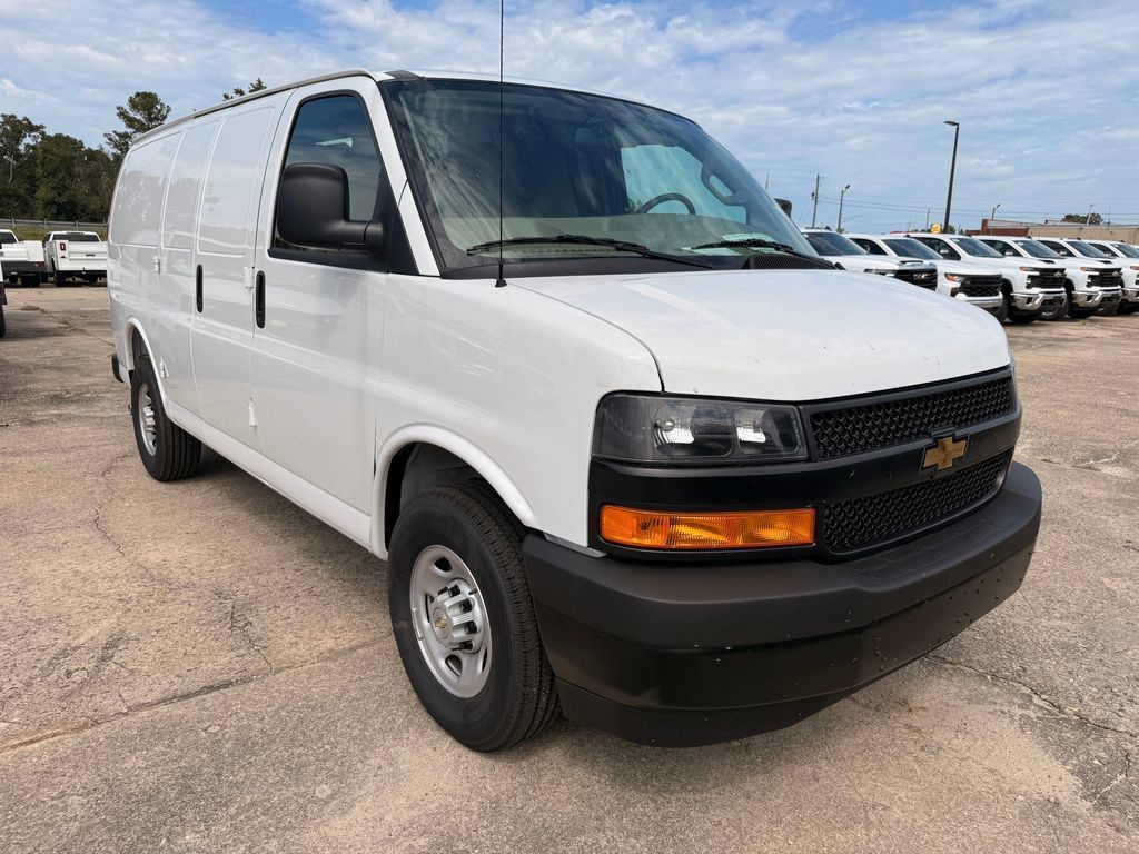 New 2026 Chevrolet Express 2500 w/ Driver Convenience Package RWD image 7