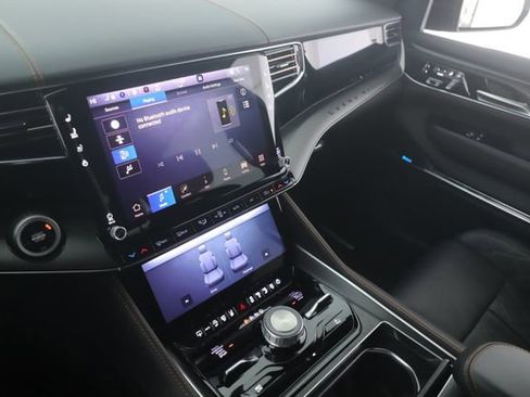 Used 2025 Jeep Grand Wagoneer L Series III w/ Rear Seat Video Group 1 image 29