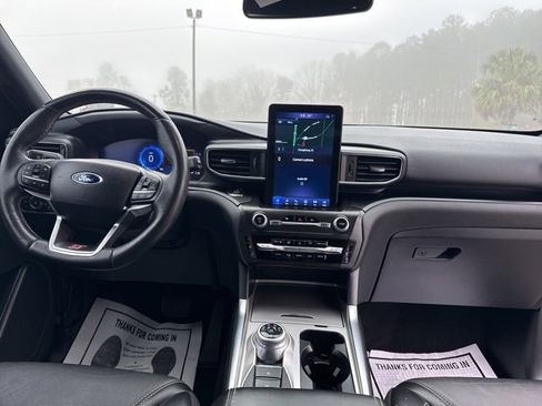 Used 2020 Ford Explorer ST w/ ST High-Performance Pack image 8