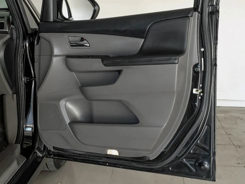 Used 2016 Honda Odyssey EX-L image 39