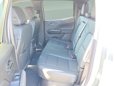 New 2026 GMC Canyon Elevation w/ Convenience Package image 11