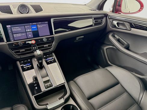 New 2026 Porsche Macan S image 27