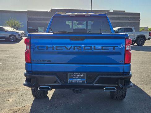 Certified 2022 Chevrolet Silverado 1500 LT Trail Boss w/ LT Trail Boss Premium Package AWD/4WD image 5