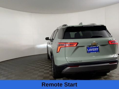 Used 2025 Chevrolet Equinox LT w/ Convenience Package II image 11