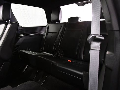 Used 2021 Ford Expedition XLT image 32