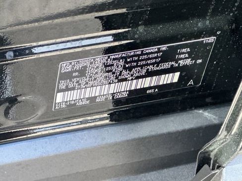 Used 2025 Toyota RAV4 XLE image 17