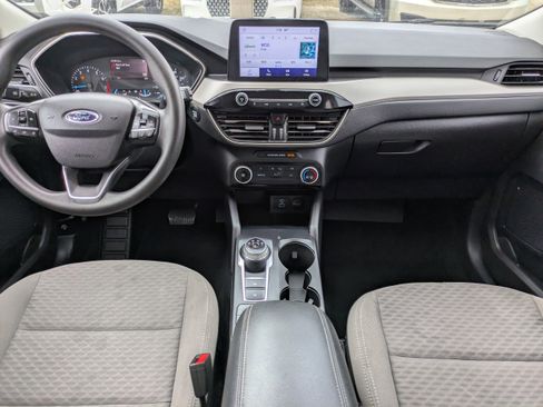 Used 2022 Ford Escape SE image 14