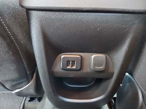 Used 2015 Chevrolet Colorado LT w/ LT Convenience Package image 28