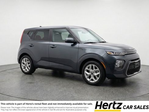 Used 2025 Kia Soul LX w/ LX Technology Package FWD image 1