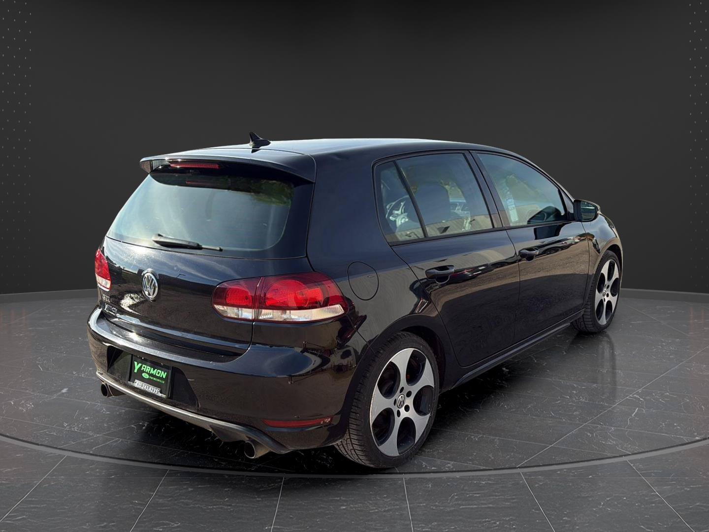 Used 2011 Volkswagen Golf 4-Door FWD image 5