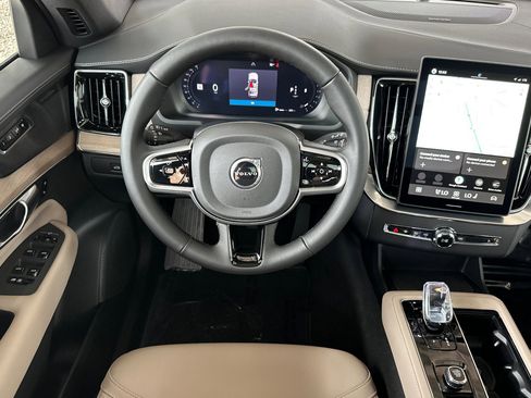 New 2026 Volvo XC90 B6 Plus AWD/4WD image 12