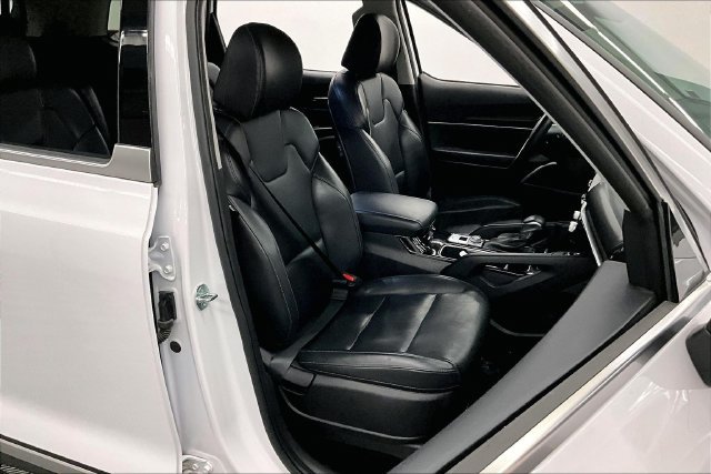 Used 2025 Kia Telluride S AWD/4WD image 8