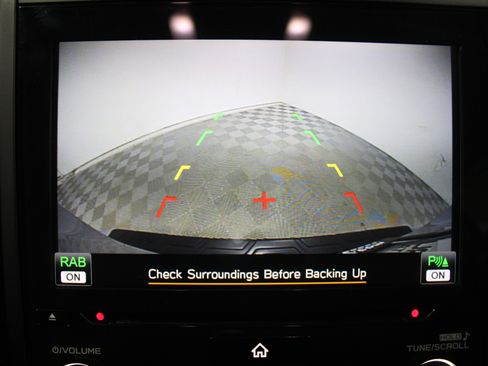 Used 2020 Subaru Forester Touring image 15