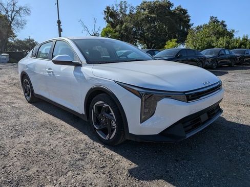 New 2026 Kia K4 EX FWD image 6