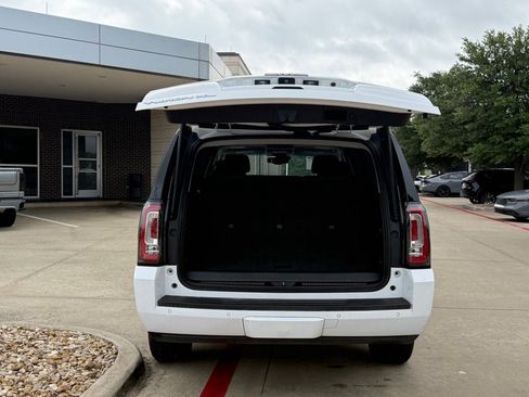 Used 2019 GMC Yukon XL SLT w/ Open Road Package RWD image 5