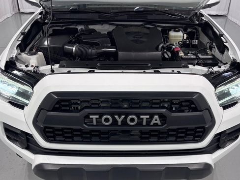 Used 2020 Toyota Tacoma TRD Pro AWD/4WD image 30