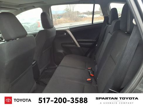 Used 2018 Toyota RAV4 XLE image 11