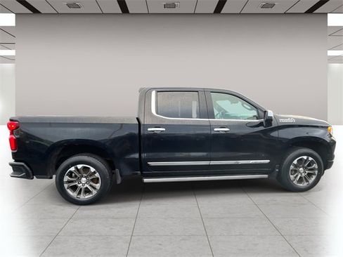 Used 2023 Chevrolet Silverado 1500 High Country image 2