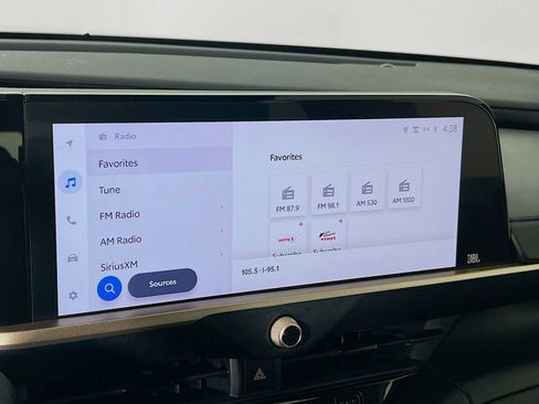 Used 2023 Toyota Crown Limited image 15