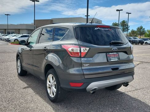 Used 2017 Ford Escape SE AWD/4WD image 5